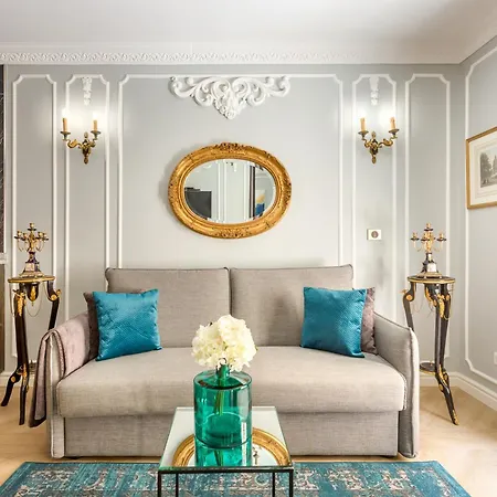 Merveil - Luxury -champs Elysees-ponthieu Ii Paris